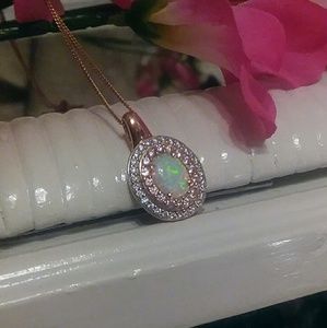 GORGEOUS Rose Gold Opal Pendant w/18" necklace